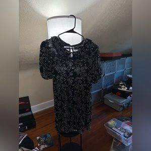 Black collared dress with white flower detail. Mi Ami brand. Size S, fits like M